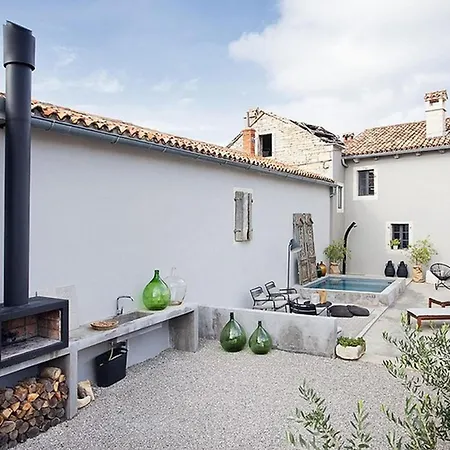 Petit Holiday home *